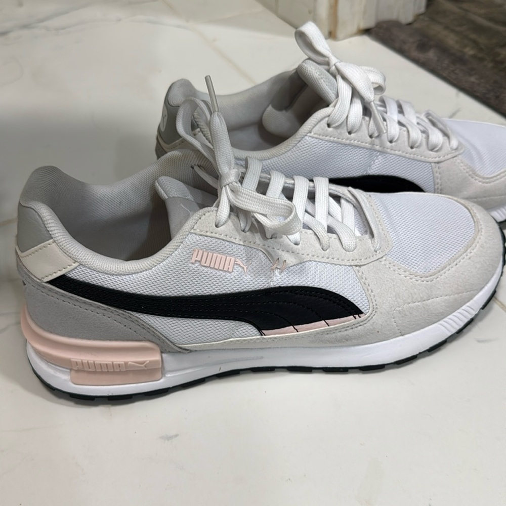 Puma Soft Foam Sneakers